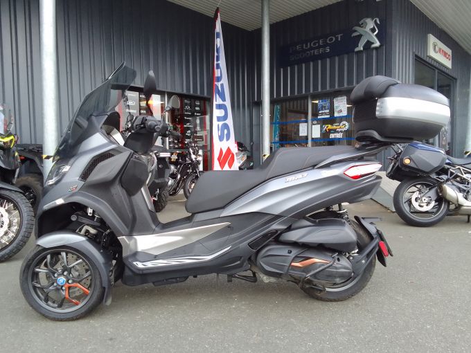 PIAGGIO MP3 530 HPE EXCLUSIVE 4
