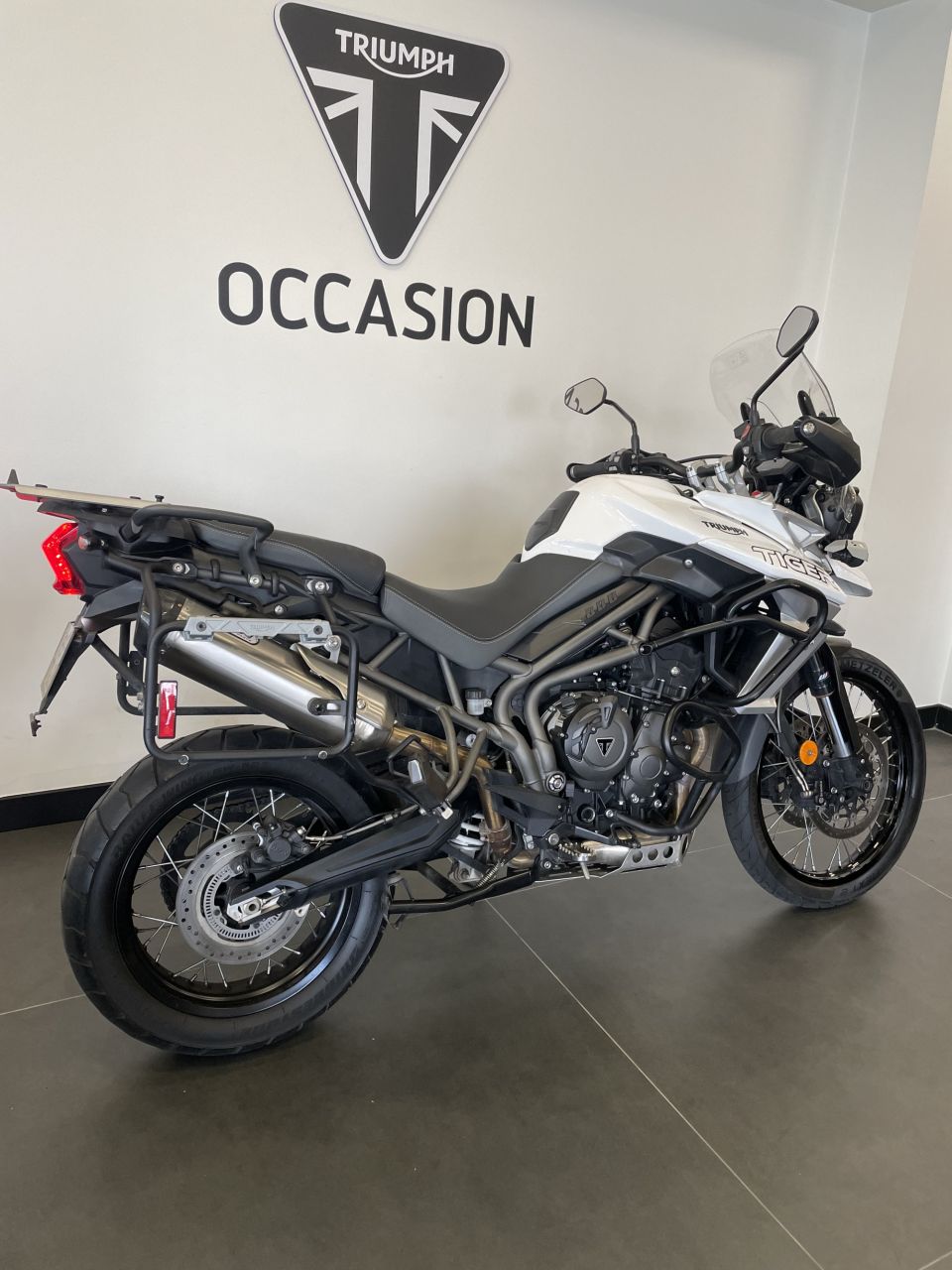 TRIUMPH TIGER 800 XCA 4