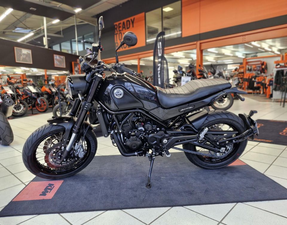 BENELLI LEONCINO 500 T 4