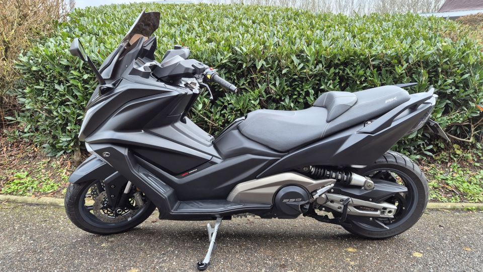 KYMCO AK 550 4