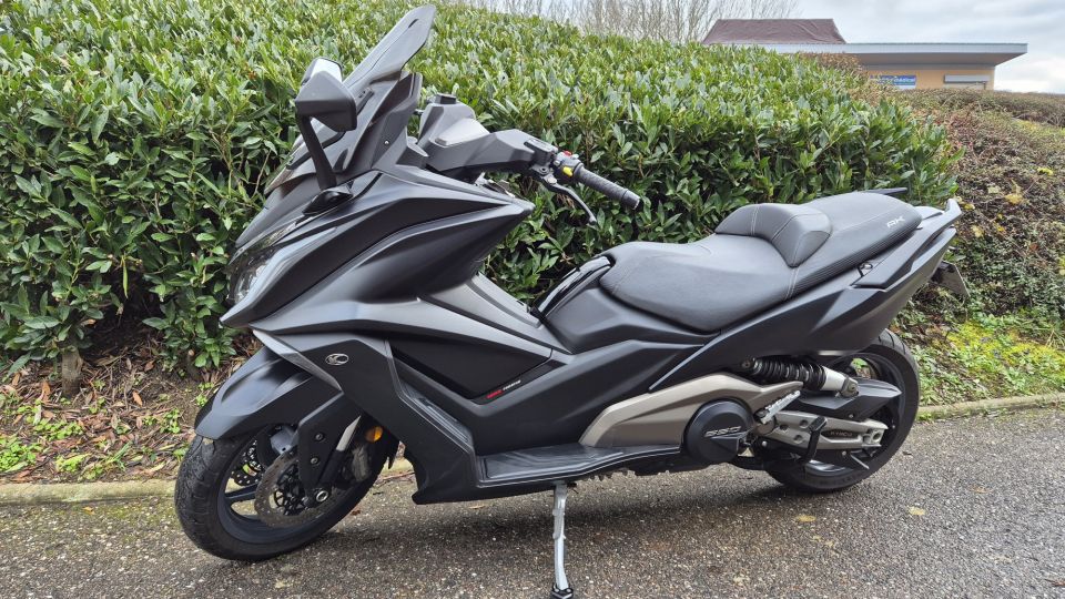 KYMCO AK 550 4
