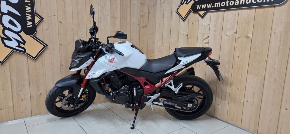 HONDA CB 750 HORNET 4