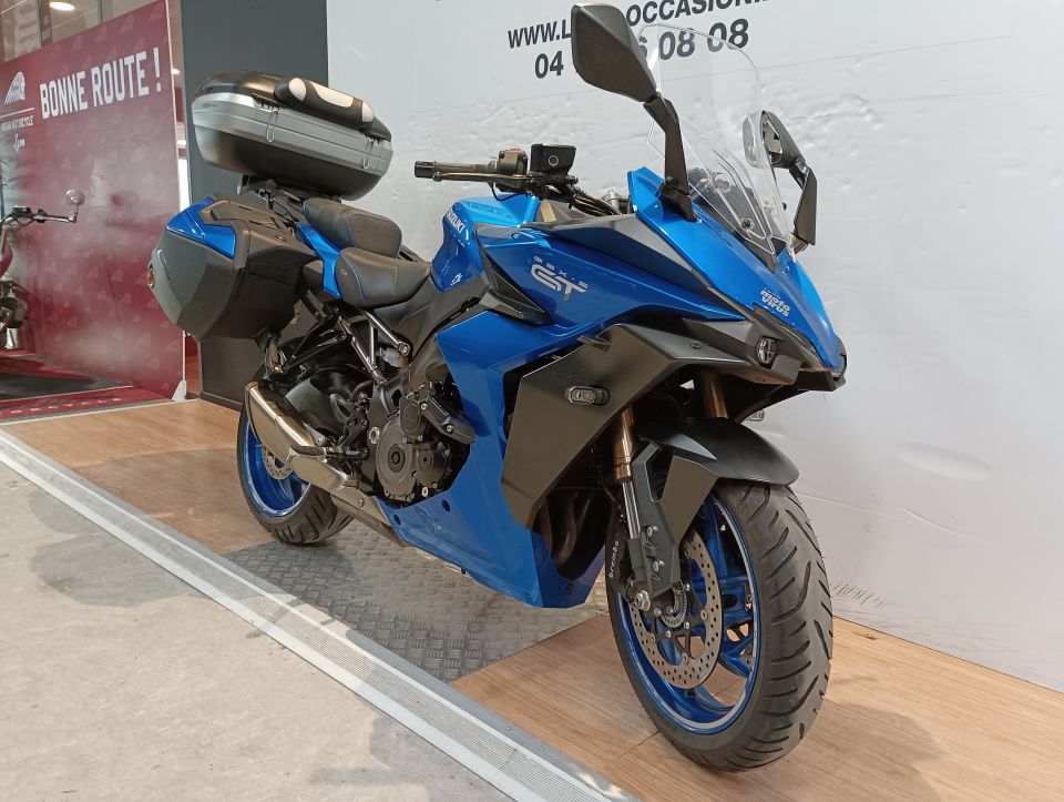 SUZUKI GSX-S 1000 GT 4