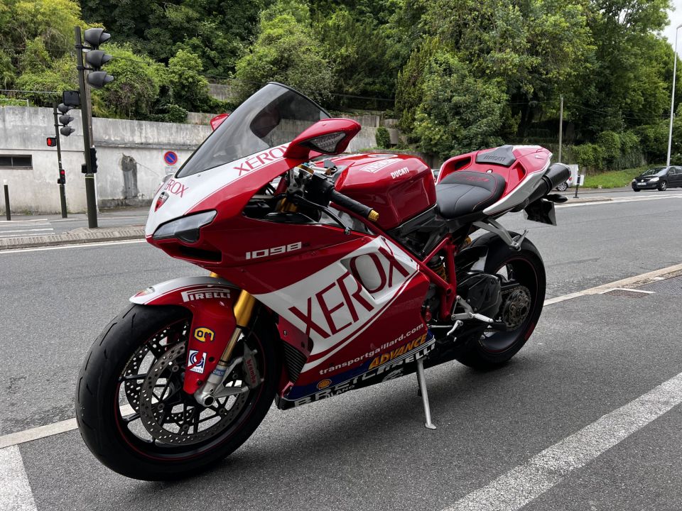 DUCATI 1098 S 4