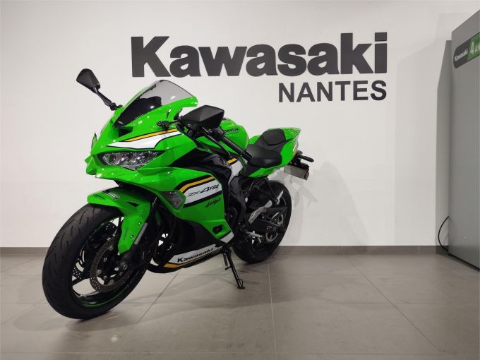 KAWASAKI ZX-4RR PERFORMANCE 4