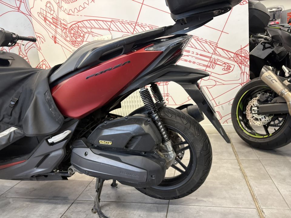 HONDA NSS FORZA 125 4