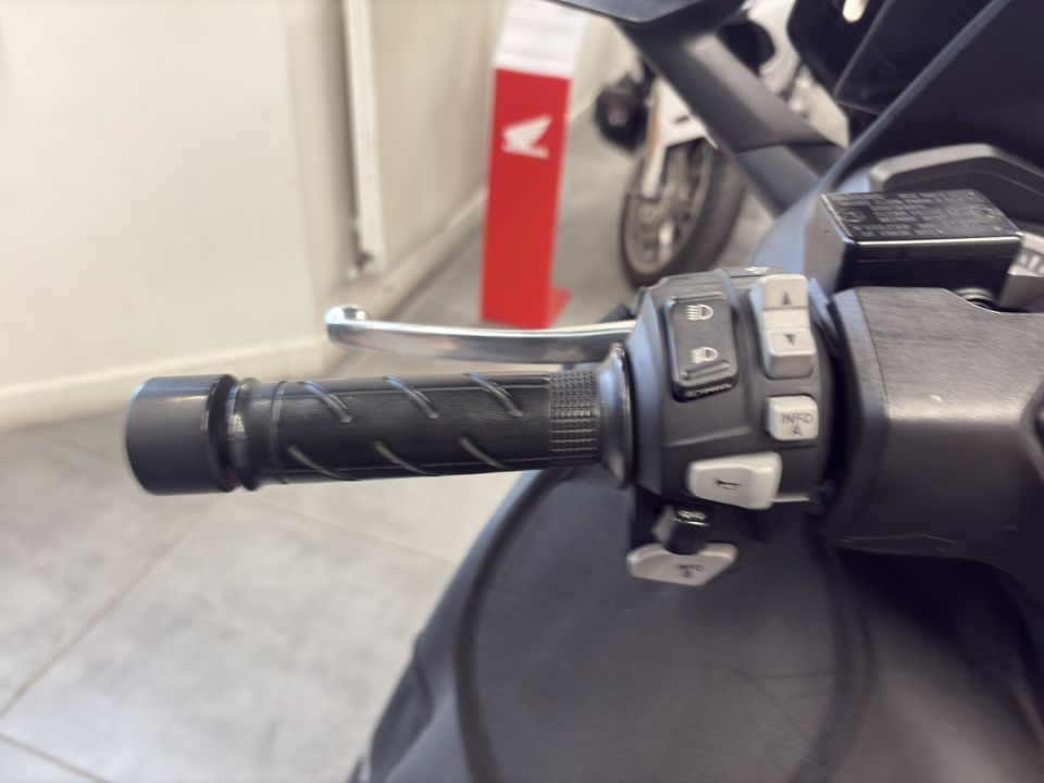 HONDA NSS FORZA 125 4