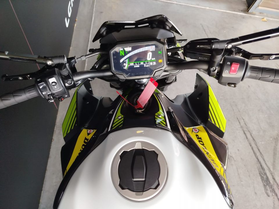 KAWASAKI Z 900 4