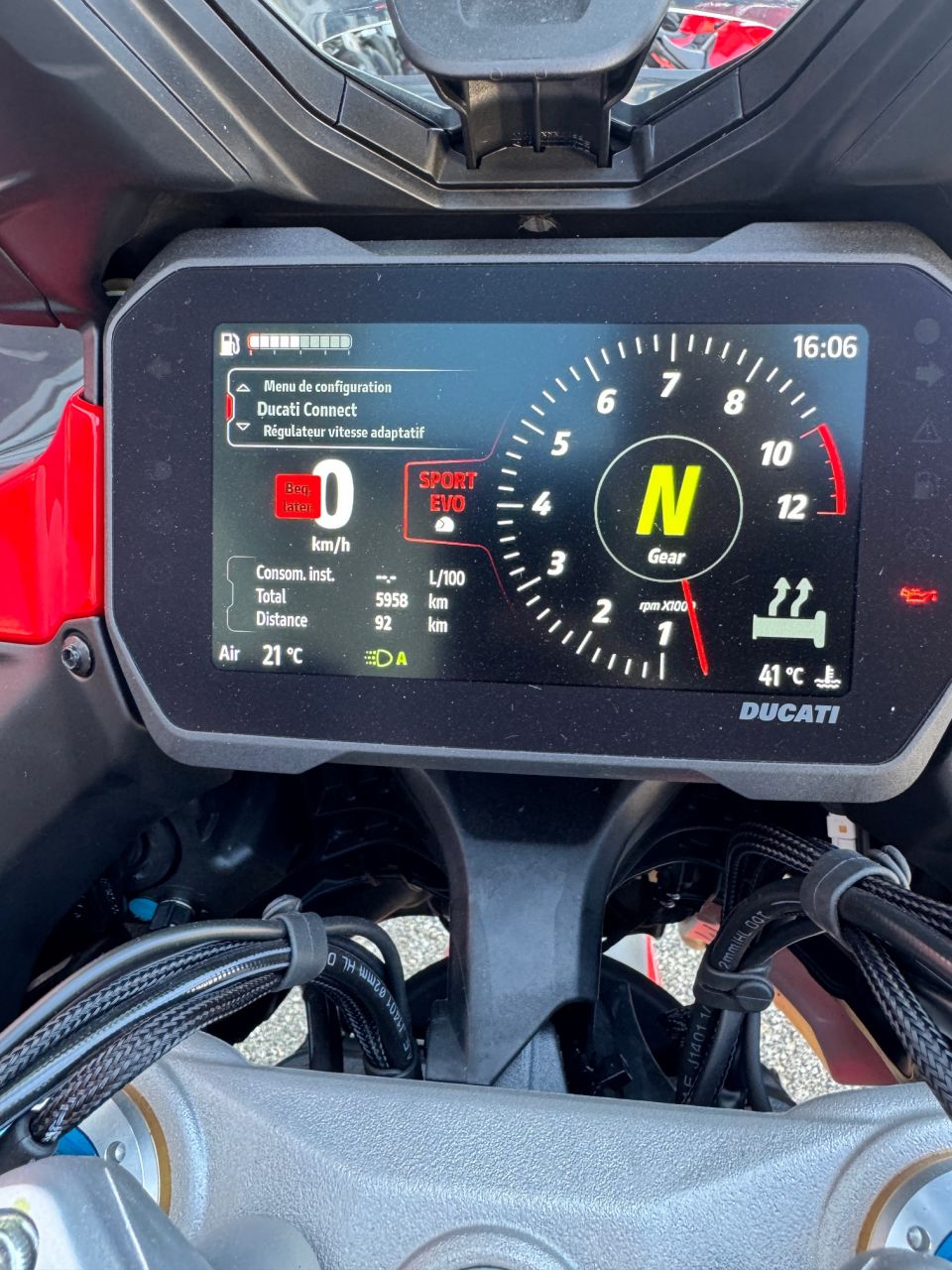 DUCATI MULTISTRADA V4 S 4