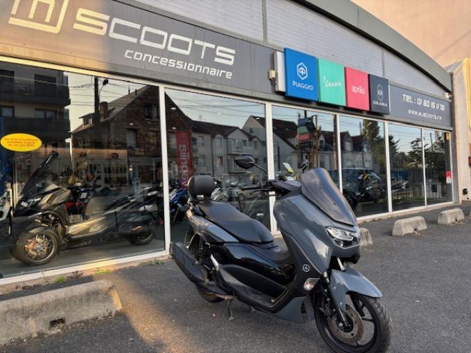 YAMAHA NMAX 125 4