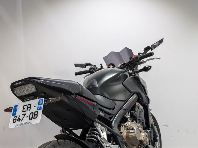 HONDA CB 650 R 4