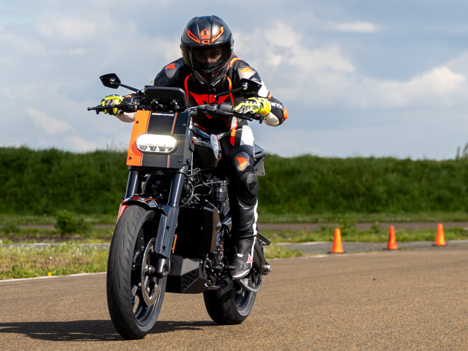 HARLEY-DAVIDSON ADVENTURE PAN AMERICA 1250 4