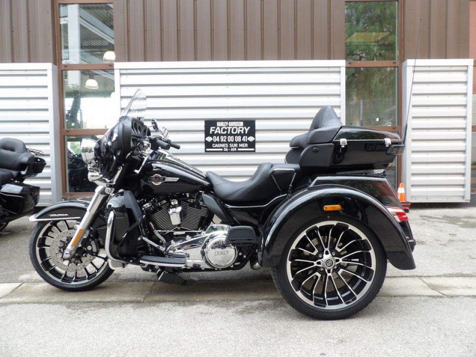 HARLEY-DAVIDSON TRIKE TRI GLIDE 1868 ULTRA 4