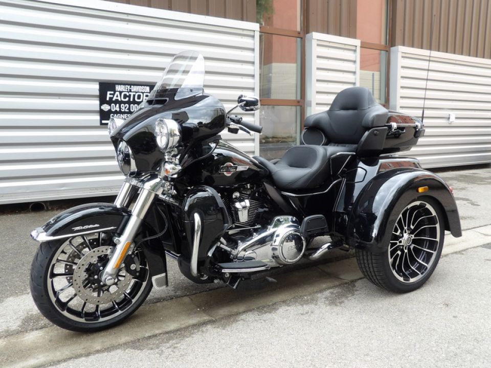 HARLEY-DAVIDSON TRIKE TRI GLIDE 1868 ULTRA 4