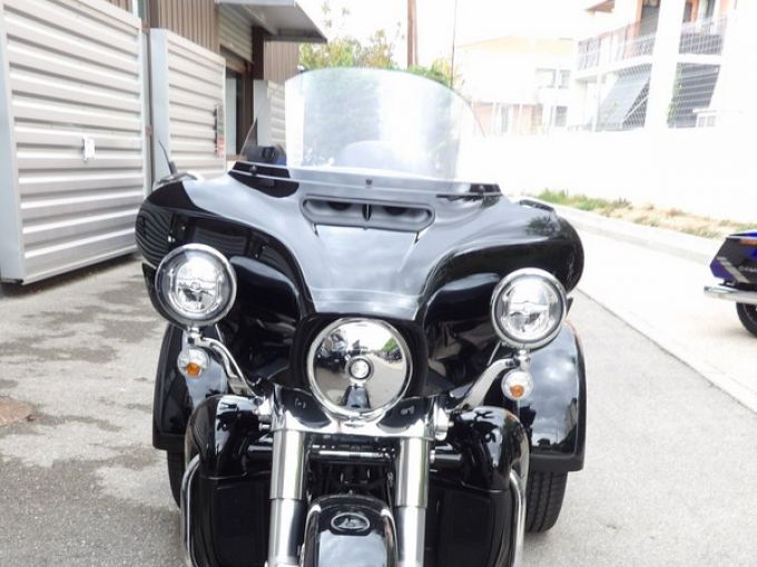 HARLEY-DAVIDSON TRIKE TRI GLIDE 1868 ULTRA 4