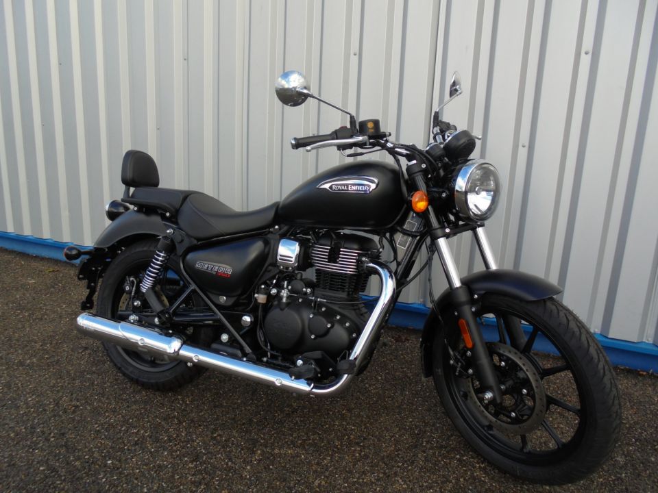 ROYAL ENFIELD METEOR 4