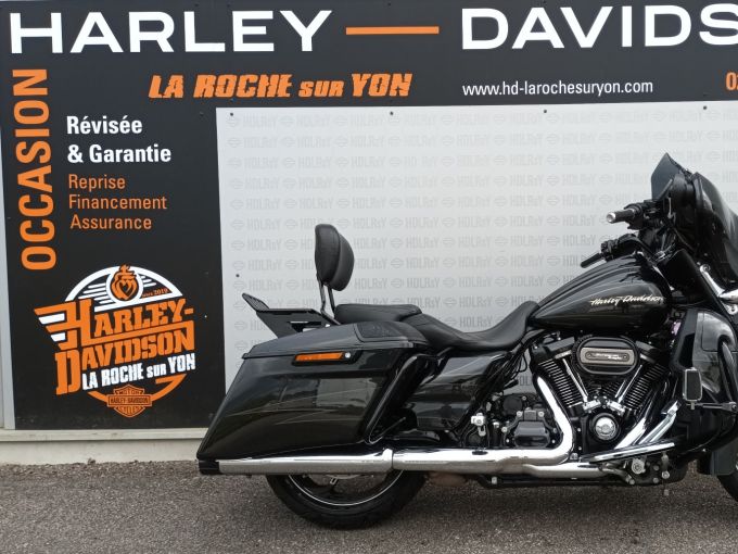 HARLEY-DAVIDSON TOURING STREET GLIDE 1868 CVO 4