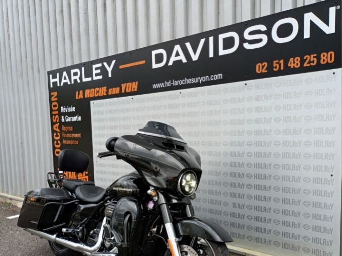 HARLEY-DAVIDSON TOURING STREET GLIDE 1868 CVO 4