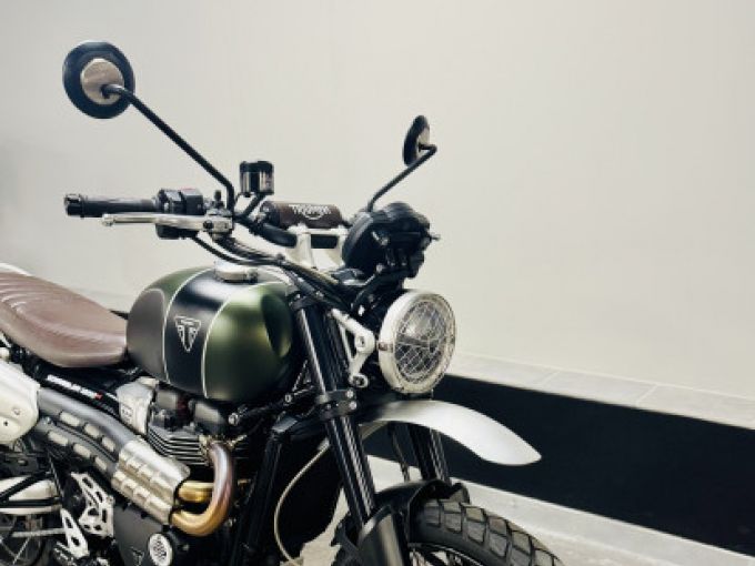 TRIUMPH SCRAMBLER 1200 XC 4