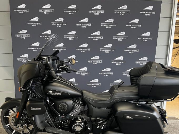 INDIAN ROADMASTER DARK HORSE 1890 4