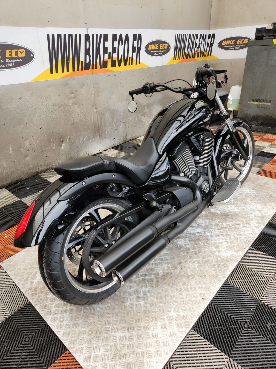 Victory Motorcycle 1730 Vegas 8 Balles 4