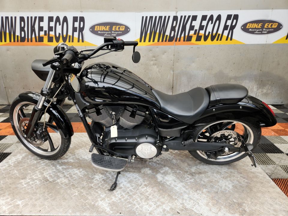 Victory Motorcycle 1730 Vegas 8 Balles 4