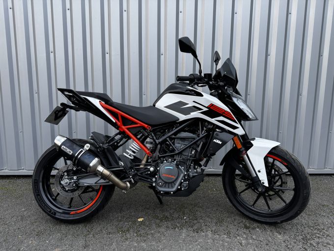 KTM 125 DUKE 4