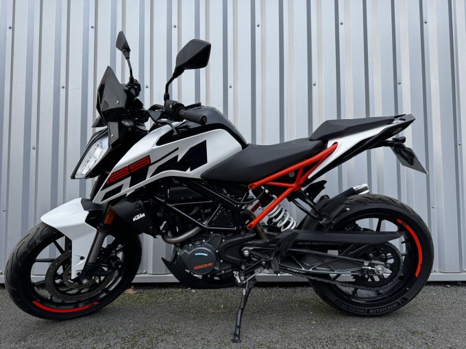 KTM 125 DUKE 4