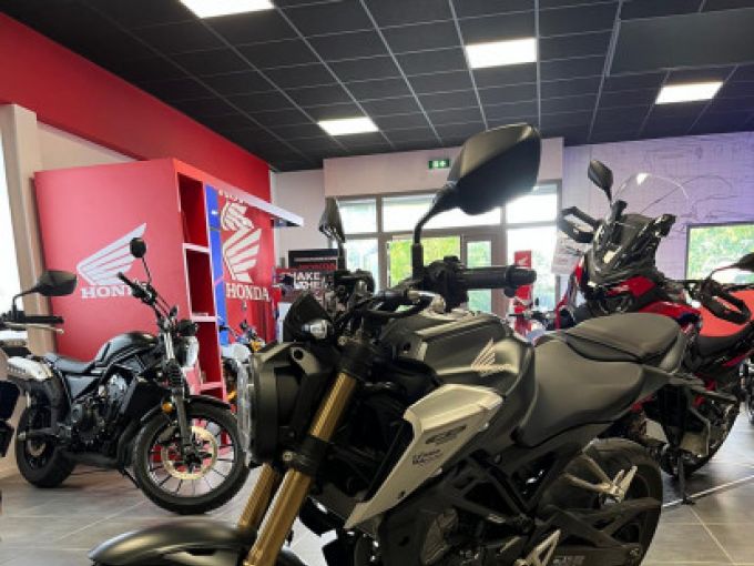 HONDA CB125R CB 125 R 4