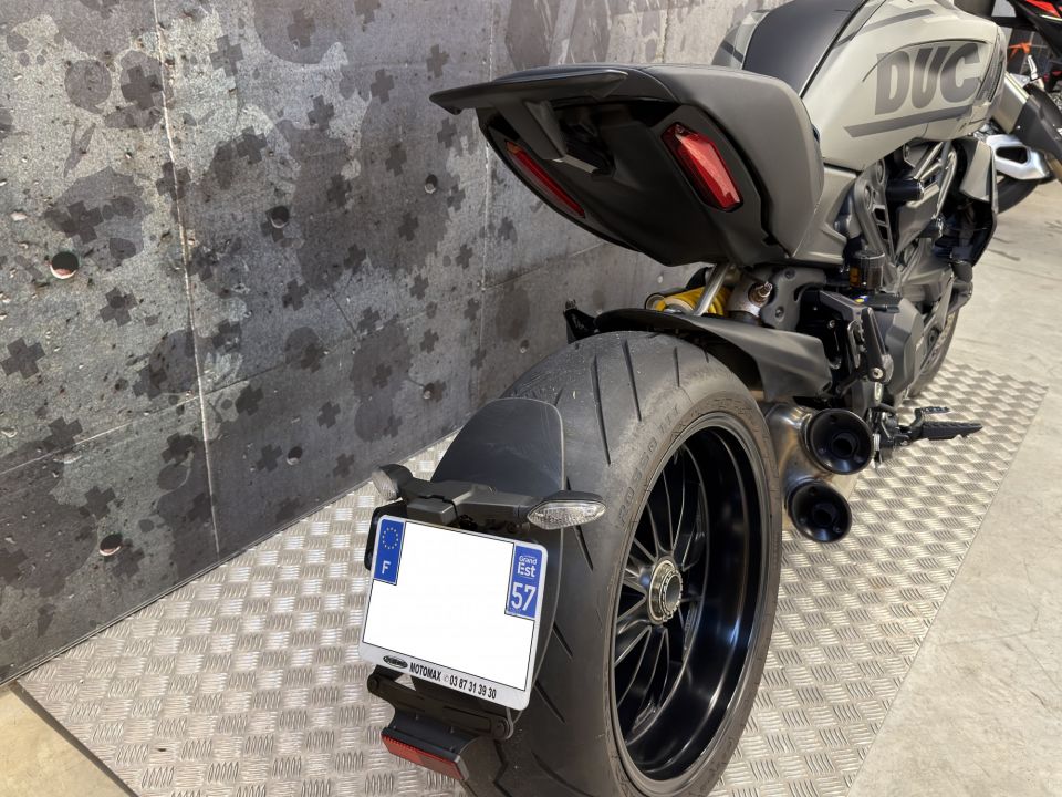 DUCATI DIAVEL 4