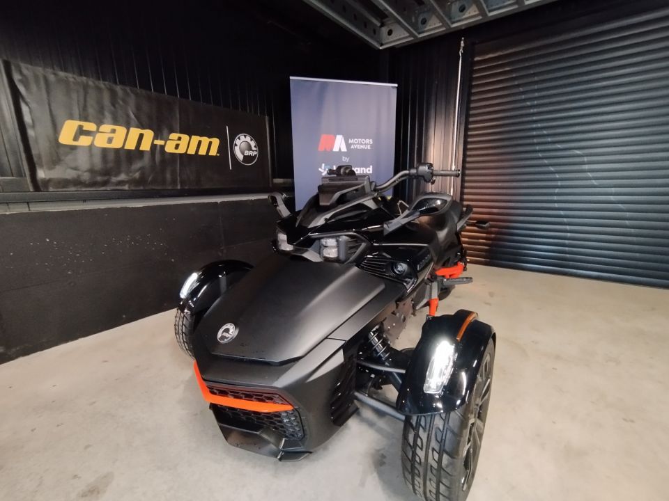 CAN-AM SPYDER F3-S 4