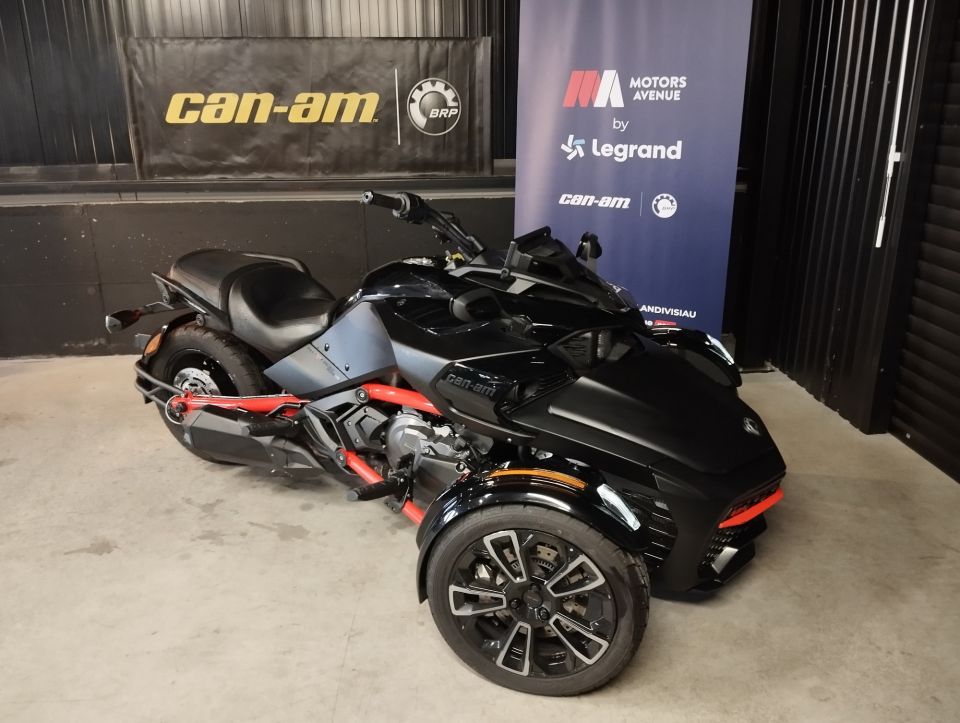 CAN-AM SPYDER F3-S 4