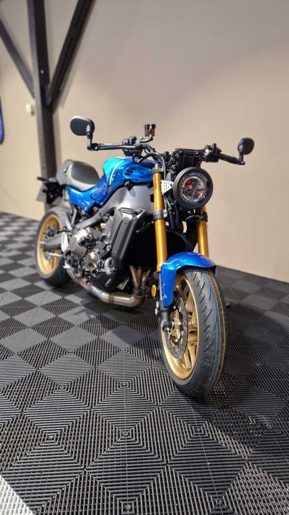 YAMAHA XSR 900 4