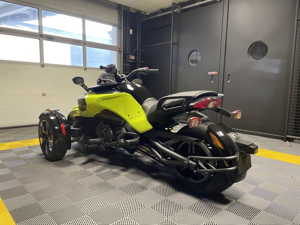 CAN-AM SPYDER F3-S 4