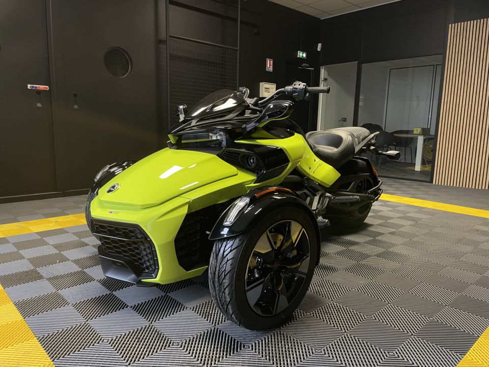 CAN-AM SPYDER F3-S 4