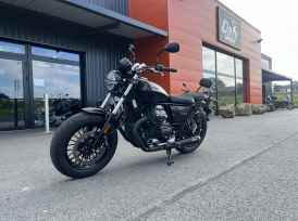 MOTO GUZZI V9 BOBBER - 2024