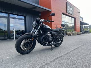 MOTO GUZZI V9 BOBBER - 2024