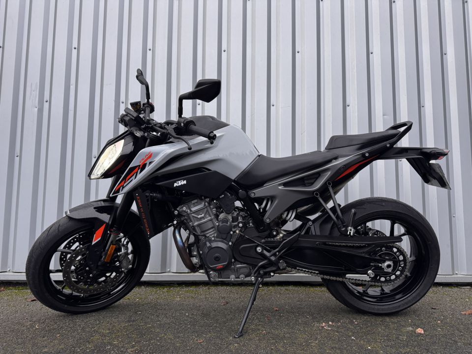 KTM 790 DUKE L 4
