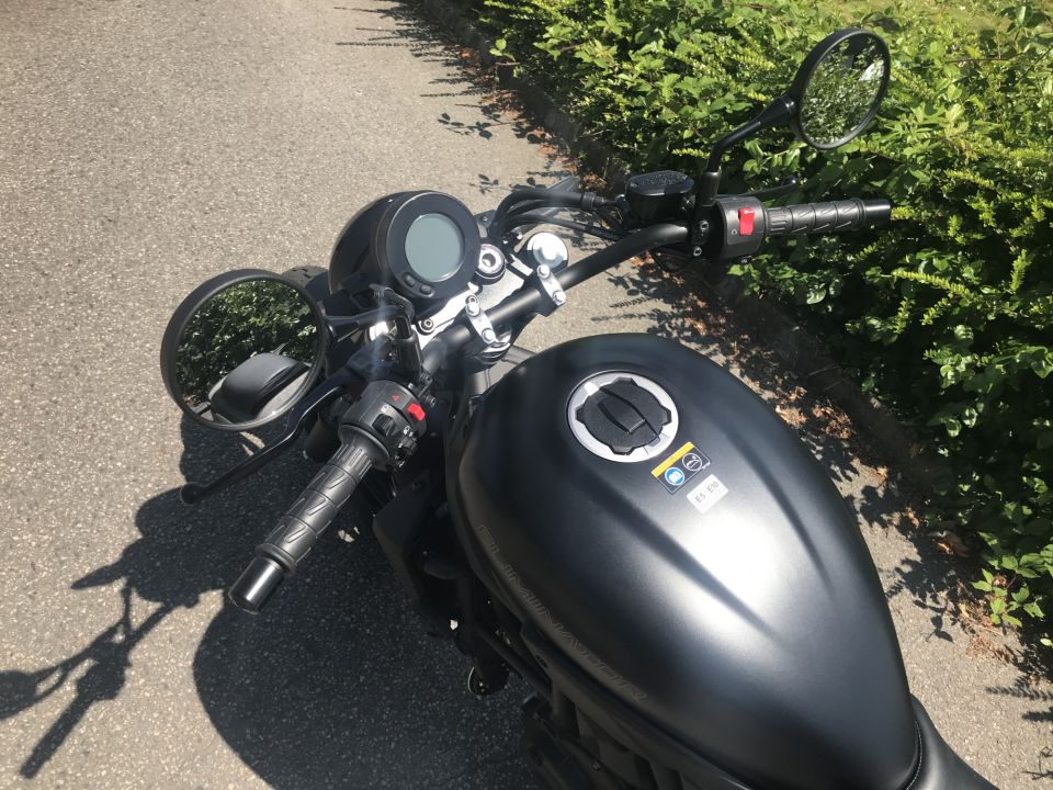 KAWASAKI Eliminator 500 4