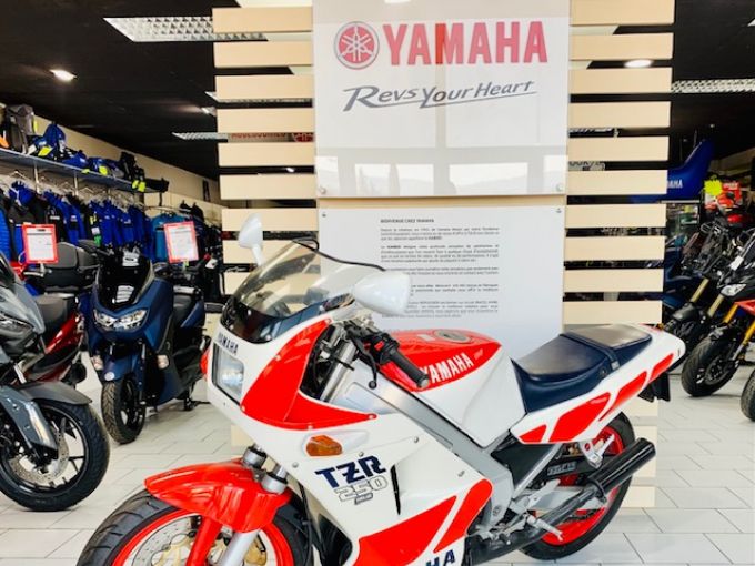 YAMAHA TZR 250 4