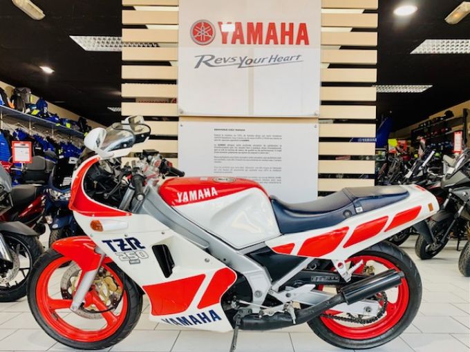 YAMAHA TZR 250 4
