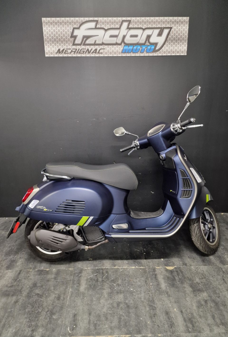 VESPA GTS 125IE SUPER 4
