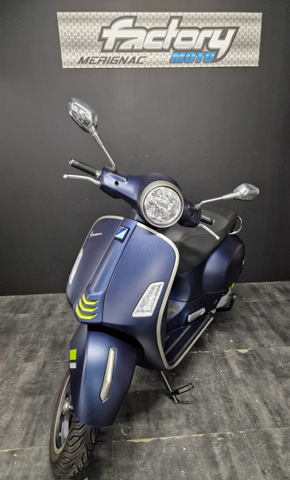 VESPA GTS 125IE SUPER 4
