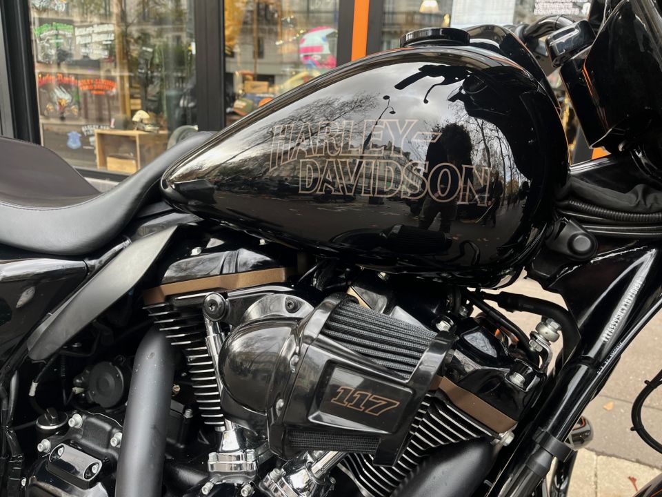 HARLEY-DAVIDSON TOURING STREET GLIDE 1923 ST 4