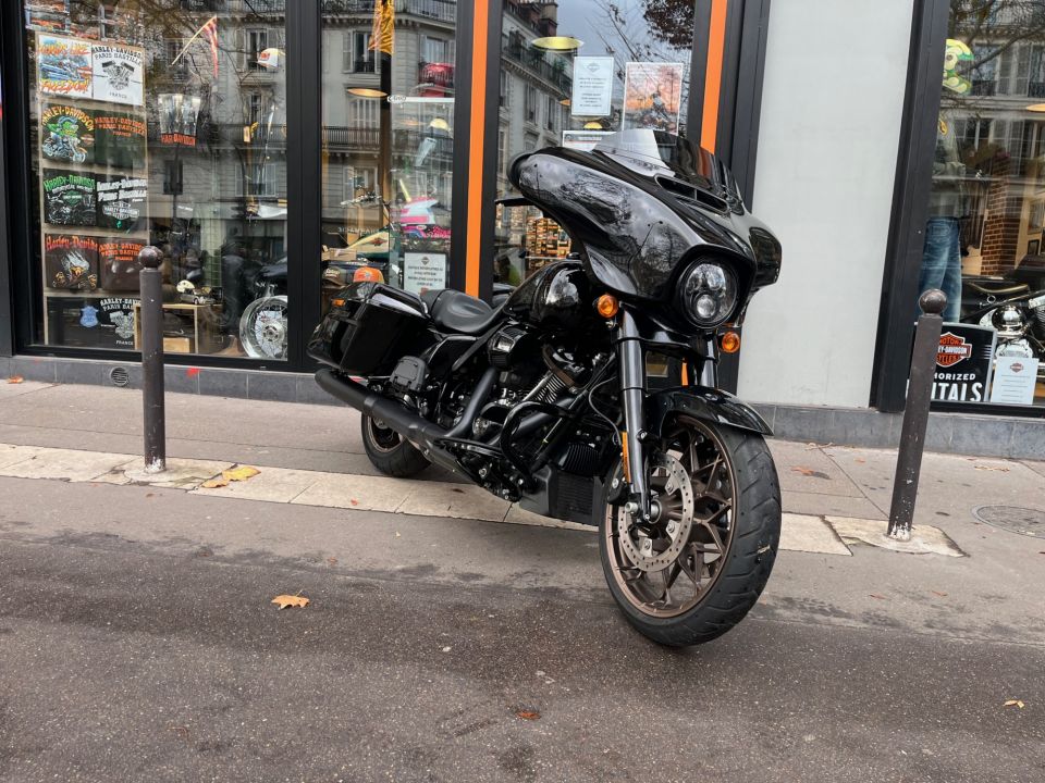 HARLEY-DAVIDSON TOURING STREET GLIDE 1923 ST 4