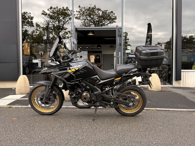 SUZUKI DL V-STROM 1050XT 4