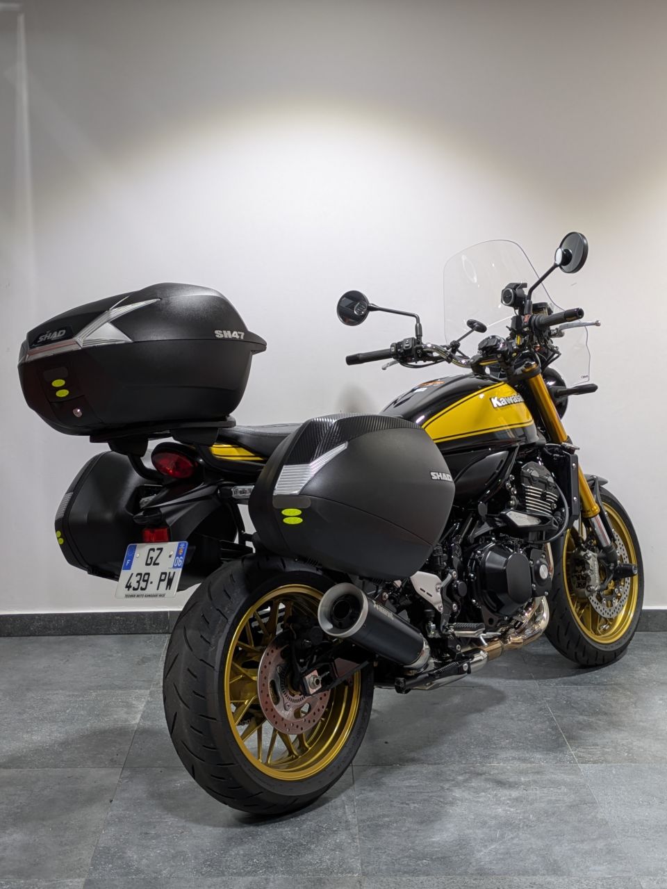 KAWASAKI Z 900 RS SE 4