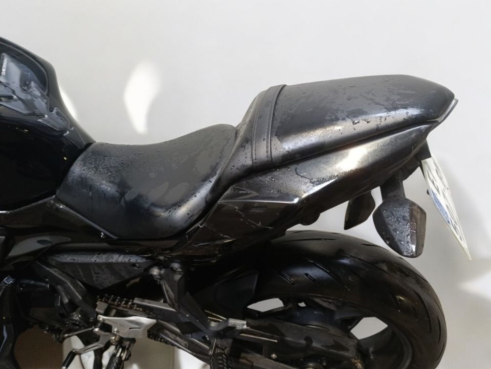 KAWASAKI NINJA 650 4