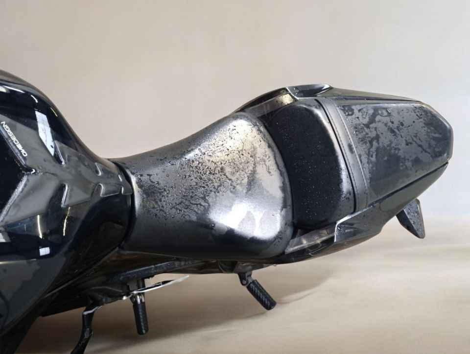 KAWASAKI NINJA 650 4