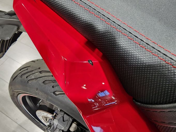 HONDA CBR 650  R 4